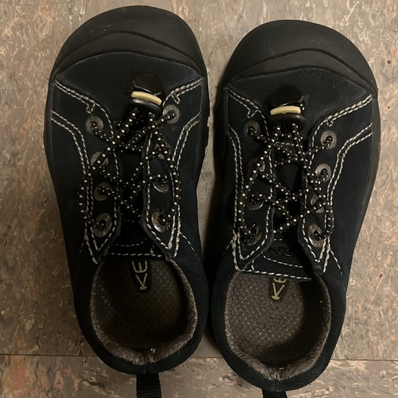 Keen toddler size US 11 Briggs sneakers - Picture 3 of 5
